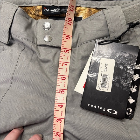 NEW Oakley Snowboard Pants Women's Size 14 Large Thinsulate Snow Ski Winter - Picture 13 of 15